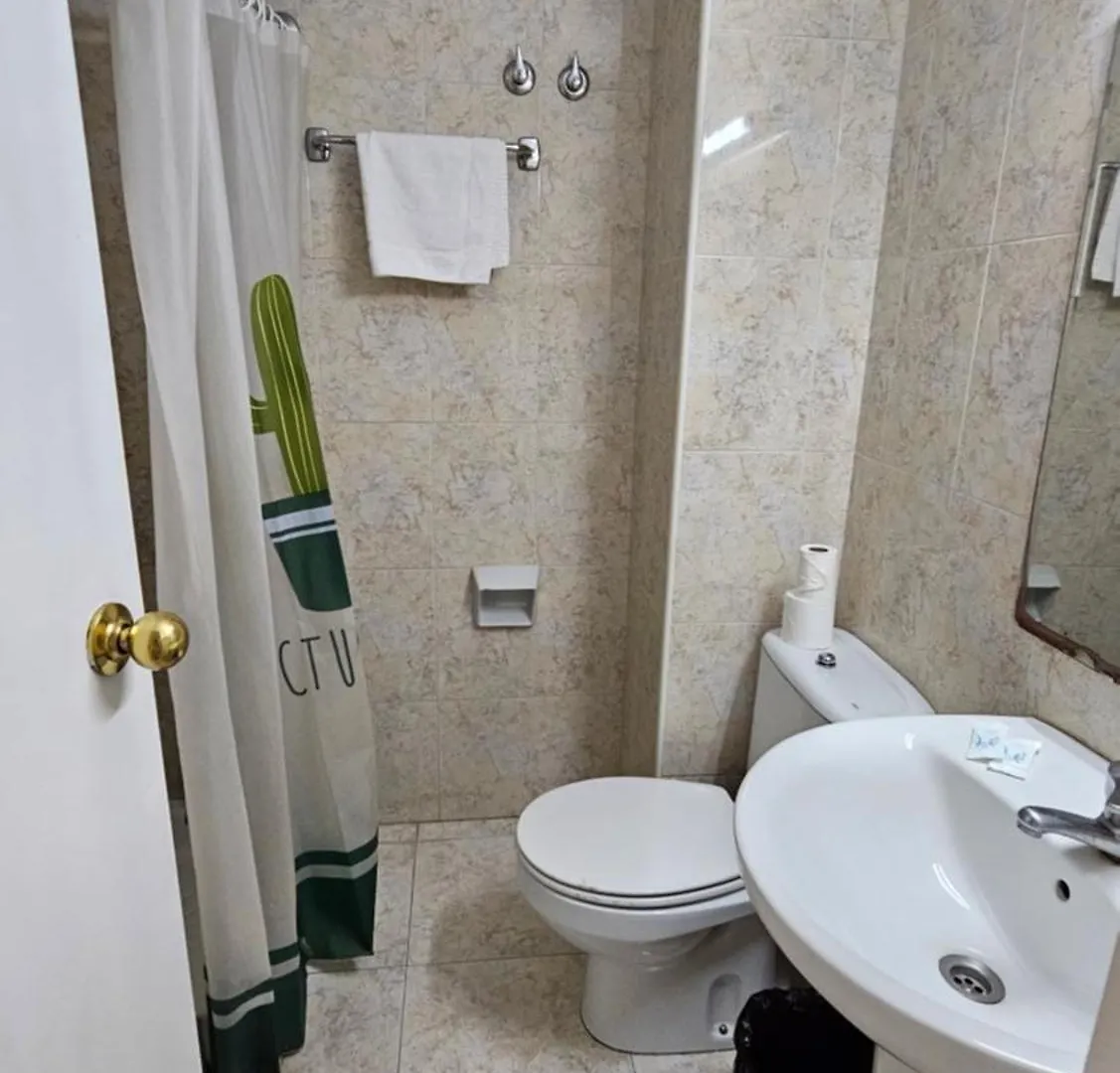 Guest house Hostal Caste Lloret de Mar