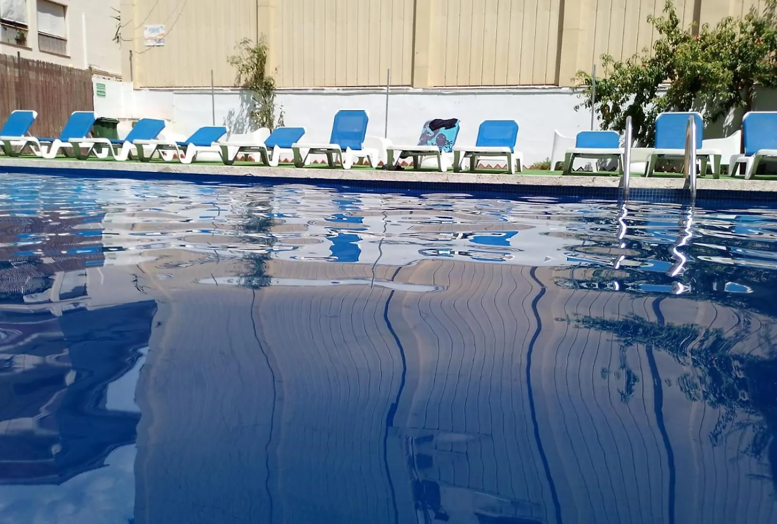 Hostal Caste يوريت دي مار